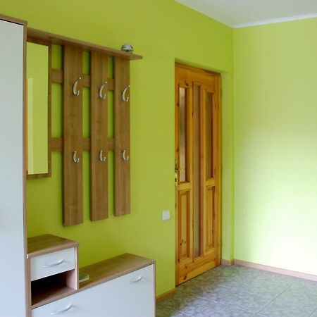 Dreamland Apartment โปปรัด ภายนอก รูปภาพ