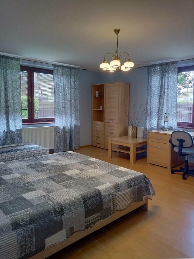 Dreamland Apartment โปปรัด ภายนอก รูปภาพ